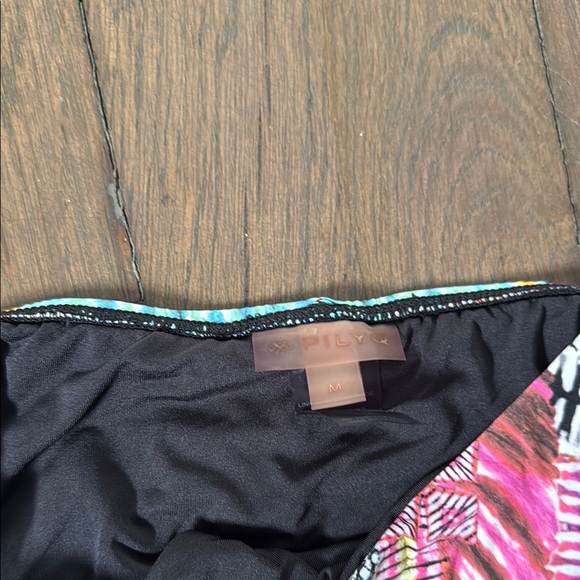 Colorful Patterned Bikini Set - Picture 7 of 9